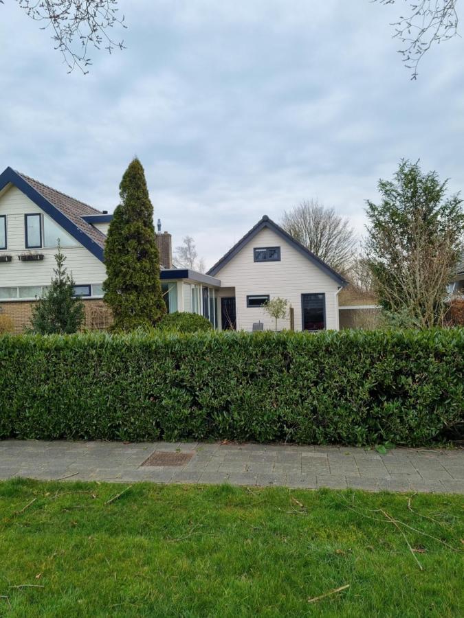 Logement De Garage Sneek Kültér fotó