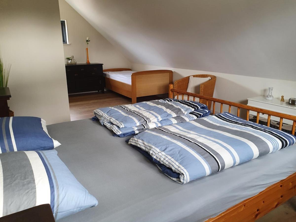 Logement De Garage Sneek Kültér fotó