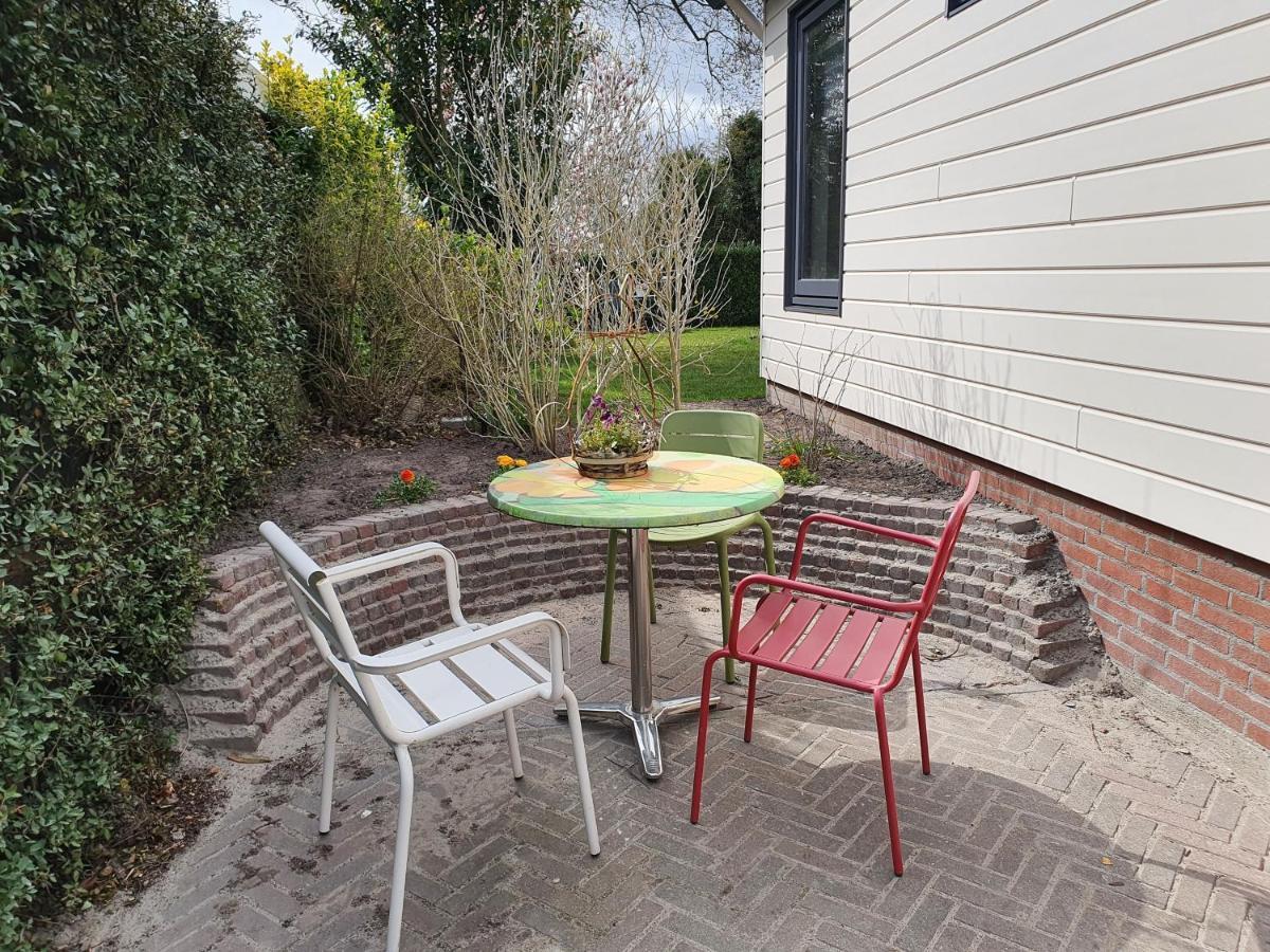 Logement De Garage Sneek Kültér fotó