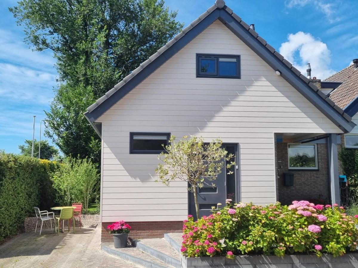 Logement De Garage Sneek Kültér fotó
